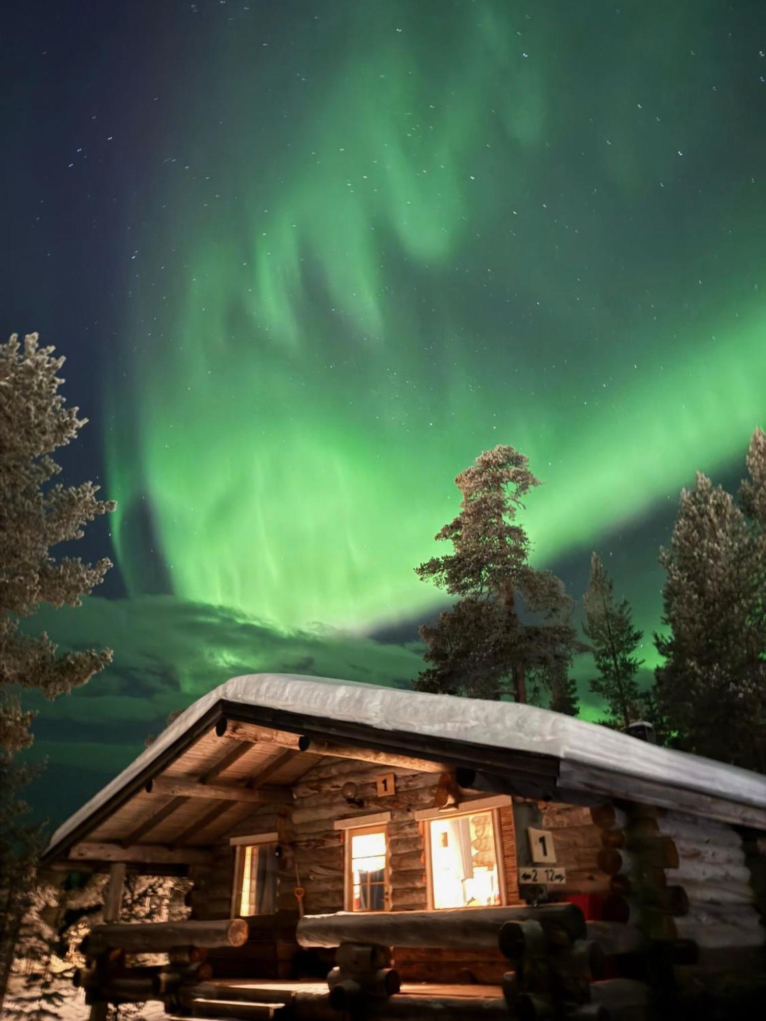 Arctic Log Cabins Saariselka Exterior photo